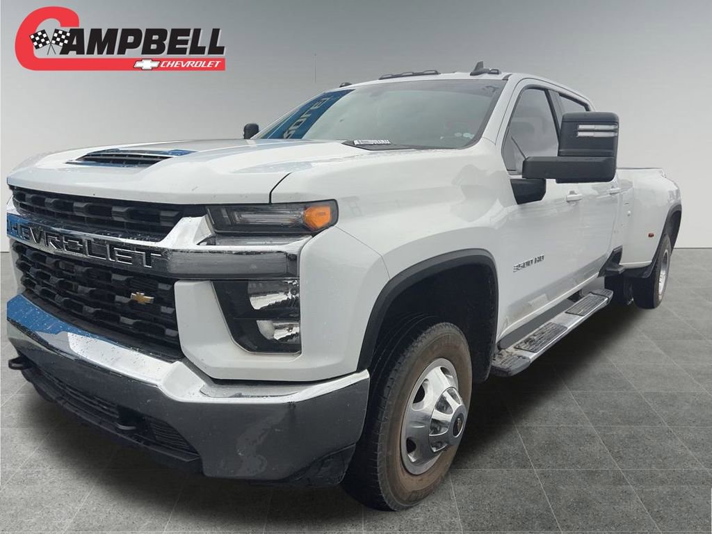 2023 Chevrolet Silverado 3500HD LT photo 2