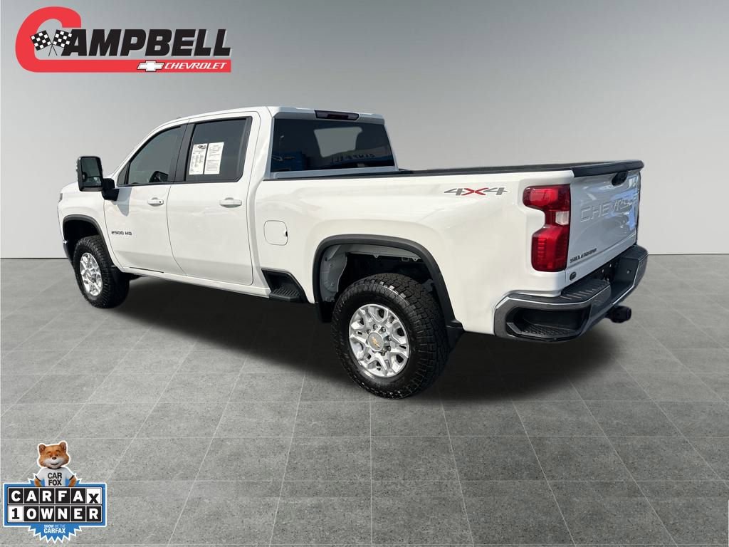 2022 Chevrolet Silverado 2500HD LT photo 3