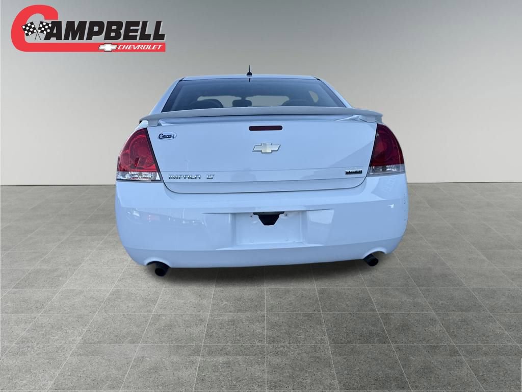 2012 Chevrolet Impala photo 4
