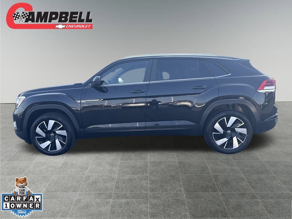 2024 Volkswagen Atlas Cross Sport SE Technology photo 2