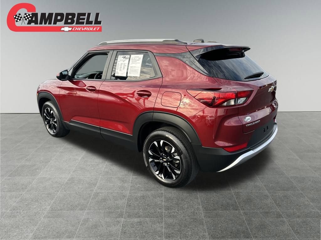 2023 Chevrolet Trailblazer LT photo 3