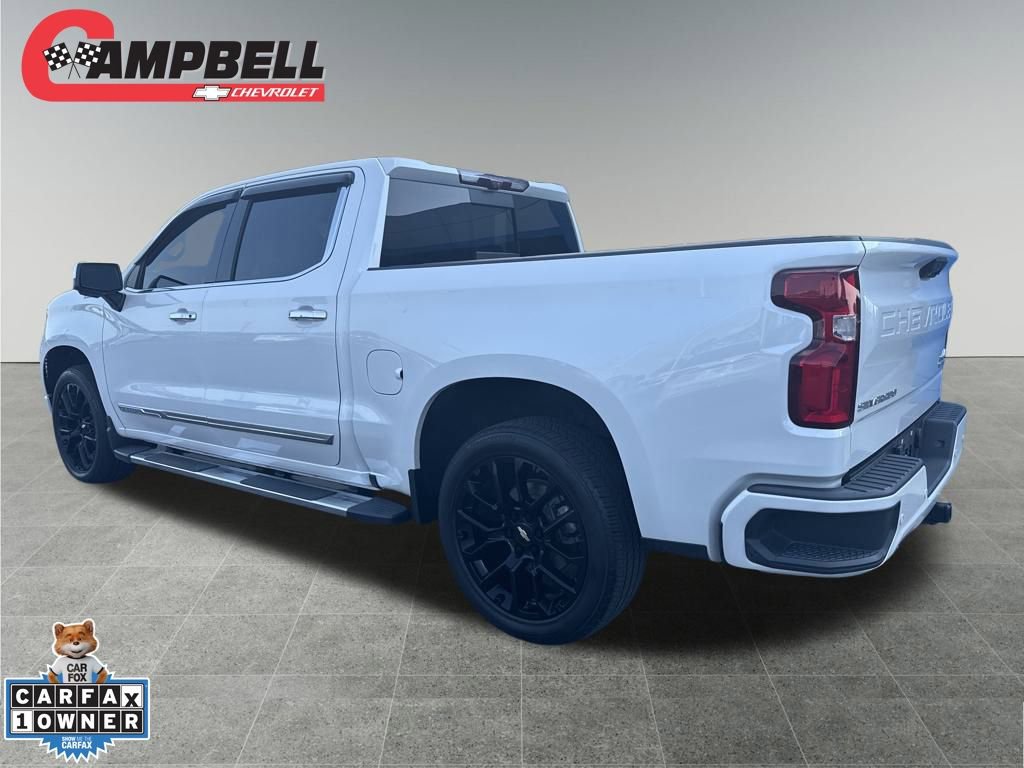 2023 Chevrolet Silverado 1500 High Country photo 2