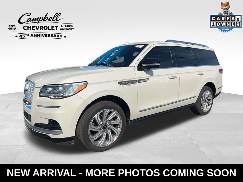 2024 Lincoln Navigator Reserve 4WD's photo