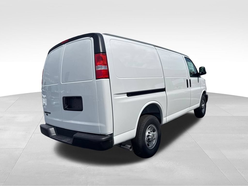2026 Chevrolet Express Cargo Work Van - Photo 13