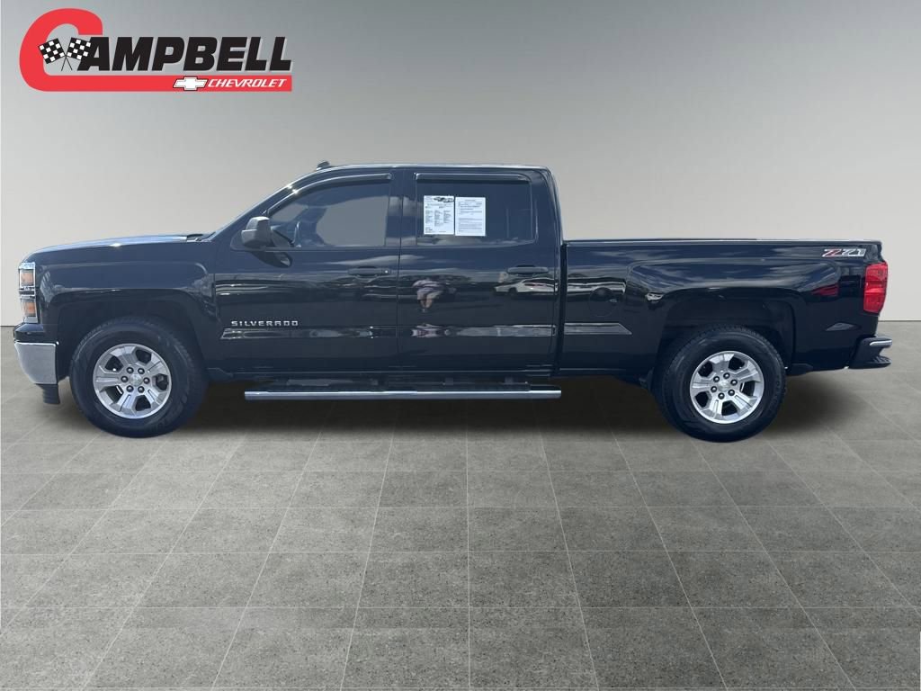 2014 Chevrolet Silverado LT photo 2