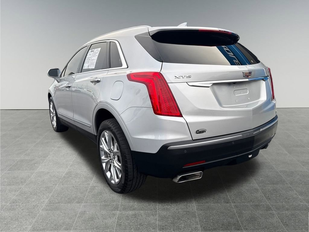 Used 2018 CADILLAC XT5 Luxury FWD SUV