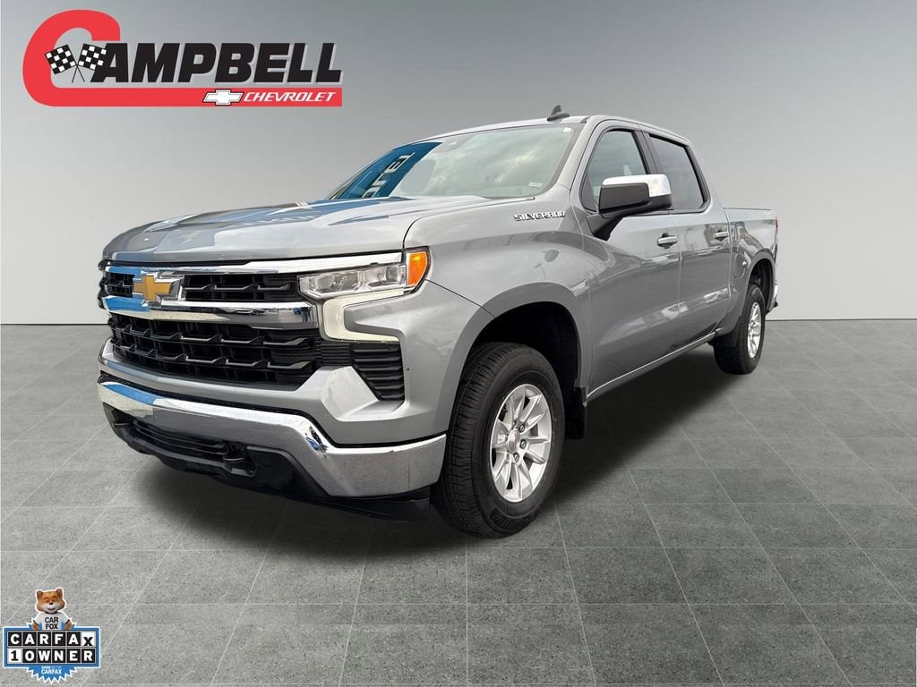 2025 Chevrolet Silverado 1500 LT's photo