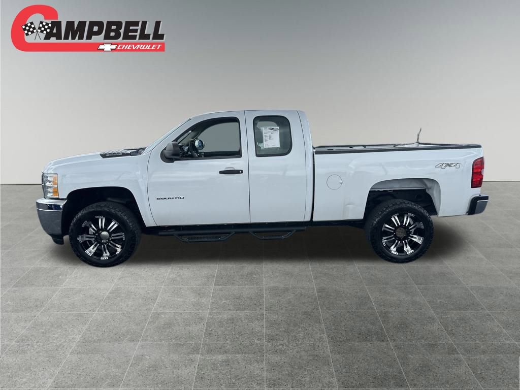 2013 Chevrolet Silverado 2500HD Work Truck photo 2