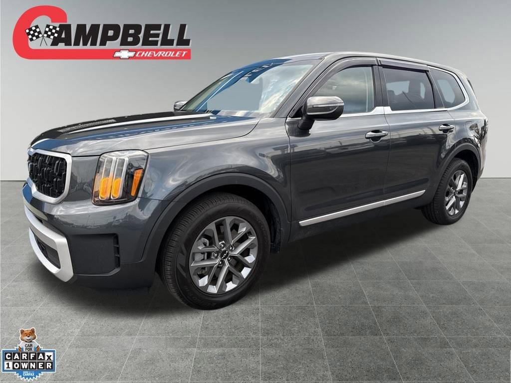 2024 Kia Telluride LX's photo