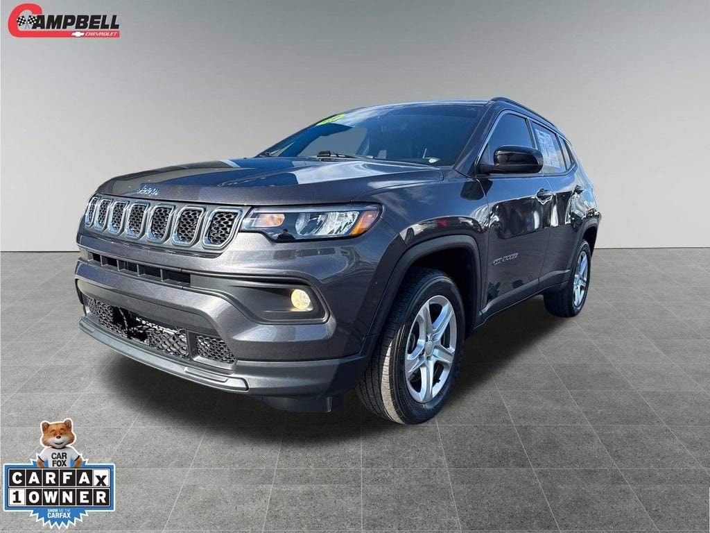 2023 Jeep Compass Latitude's photo