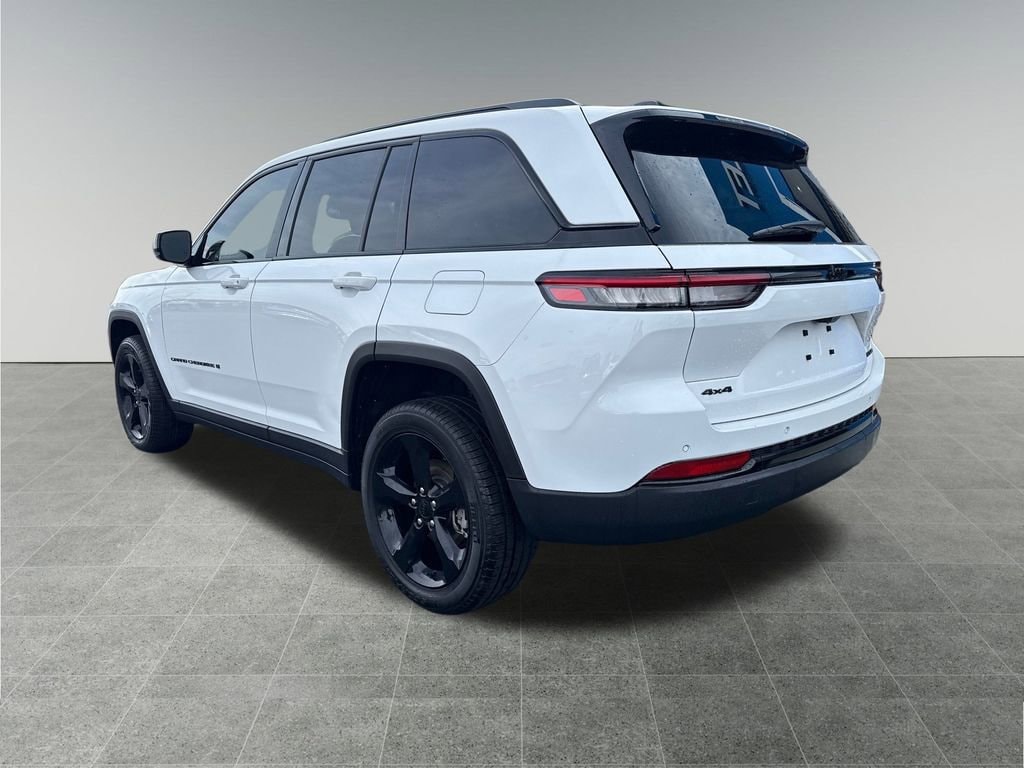 Used 2024 Jeep Grand Cherokee Limited SUV