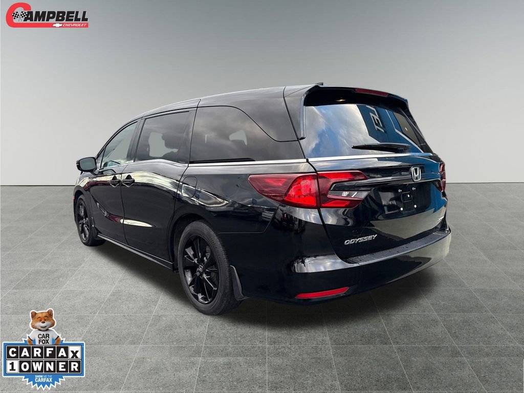 2023 Honda Odyssey Sport photo 3