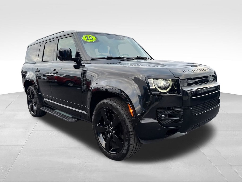 2025 Land Rover Defender V8 - Photo 8