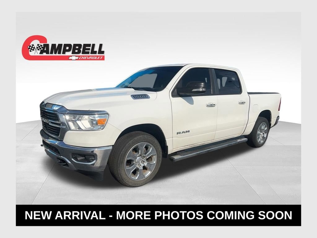 2020 RAM 1500 Big Horn/Lone Star 4x4 Crew Cab 5'7's photo