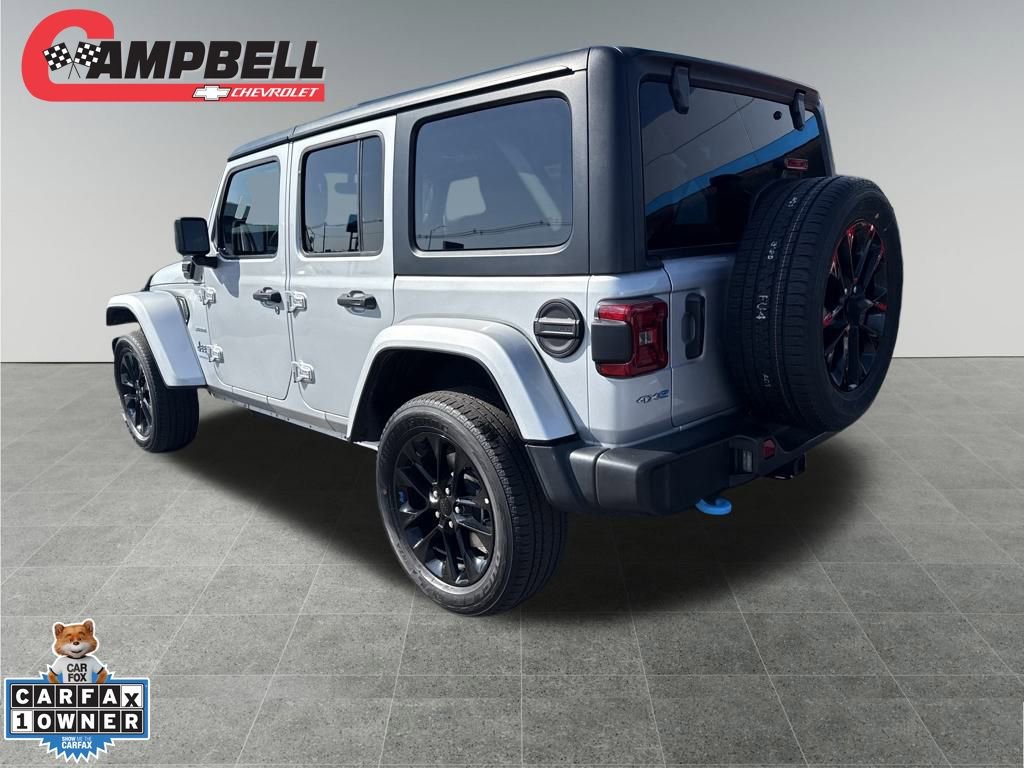 2023 Jeep Wrangler 4xe Sahara photo 3