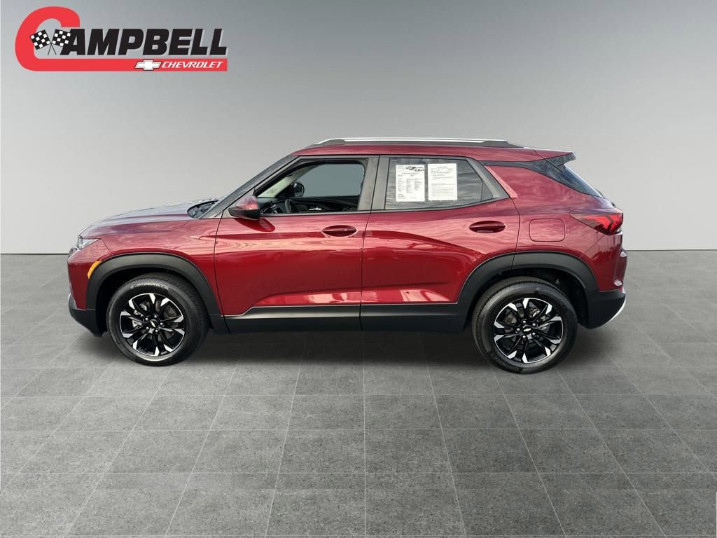 2023 Chevrolet Trailblazer LT photo 2