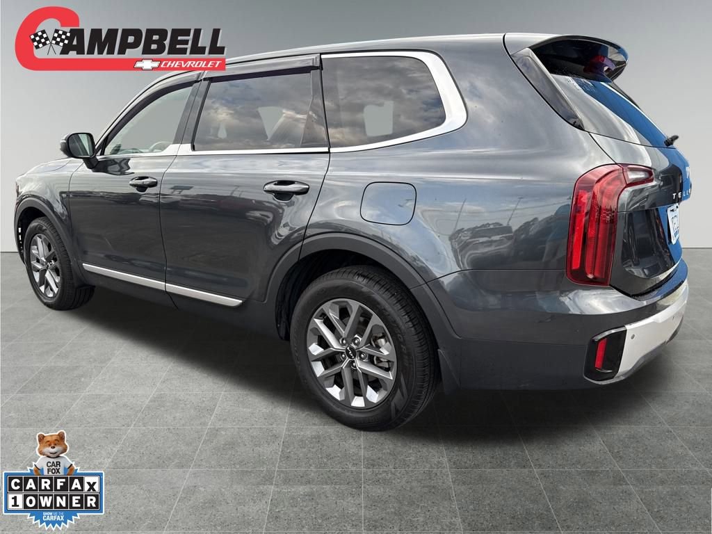 2024 Kia Telluride LX photo 2