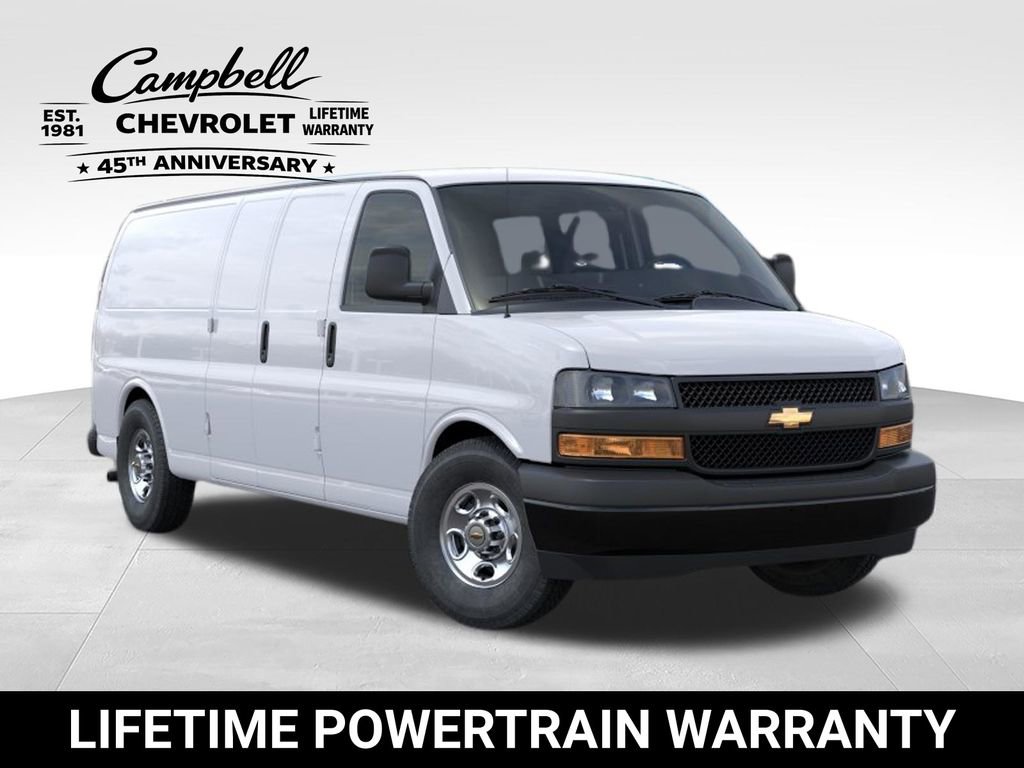 2026 Chevrolet Express 3500 Extended Work Van's photo