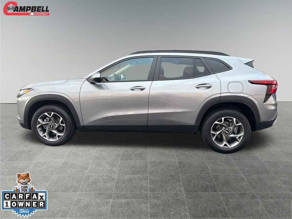 Used 2025 Chevrolet Trax LT SUV