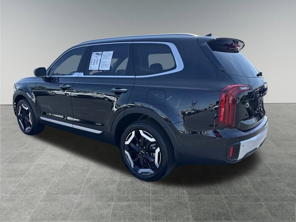 Used 2024 Kia Telluride S SUV