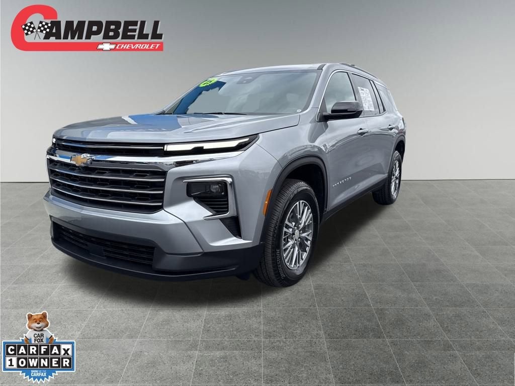 2025 Chevrolet Traverse LT's photo