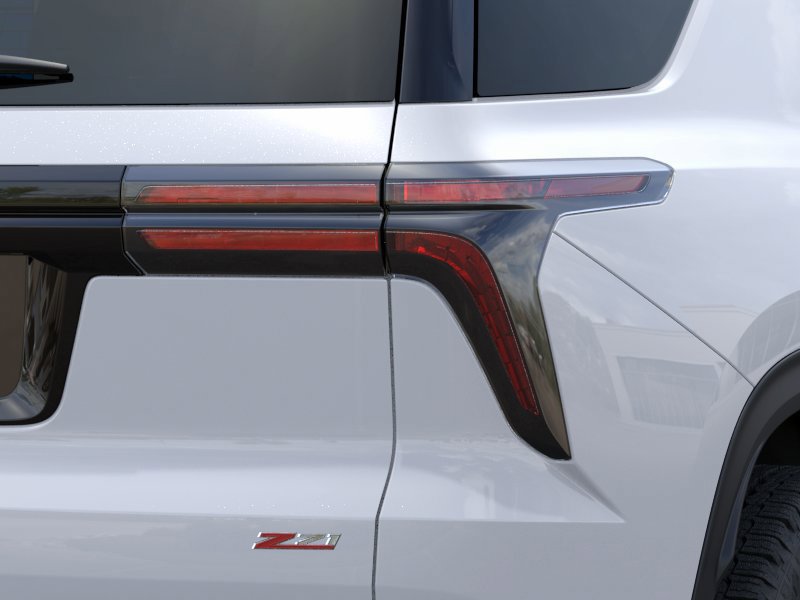2027 Chevrolet Traverse Z71 - Photo 13