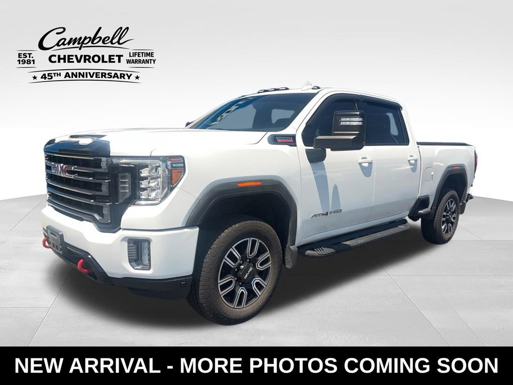 2023 GMC Sierra 4WD Crew Cab Standard Box AT4's photo