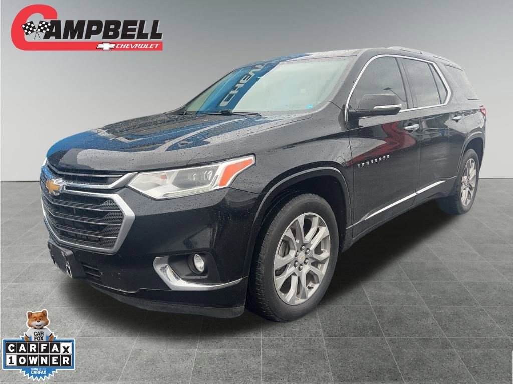 2018 Chevrolet Traverse Premier photo 2