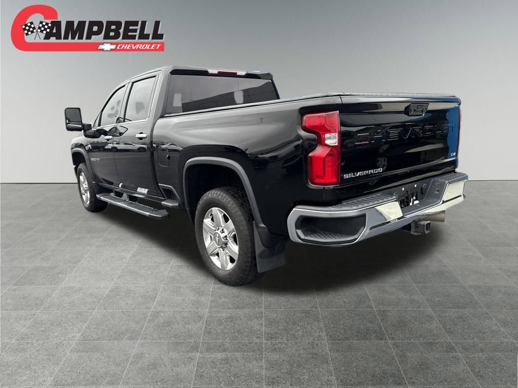 2023 Chevrolet Silverado 2500HD LTZ photo 3
