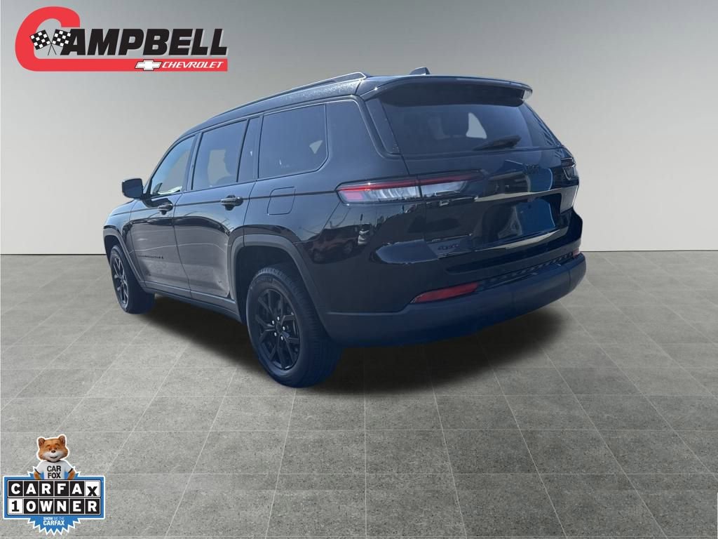 2024 Jeep Grand Cherokee Laredo photo 3