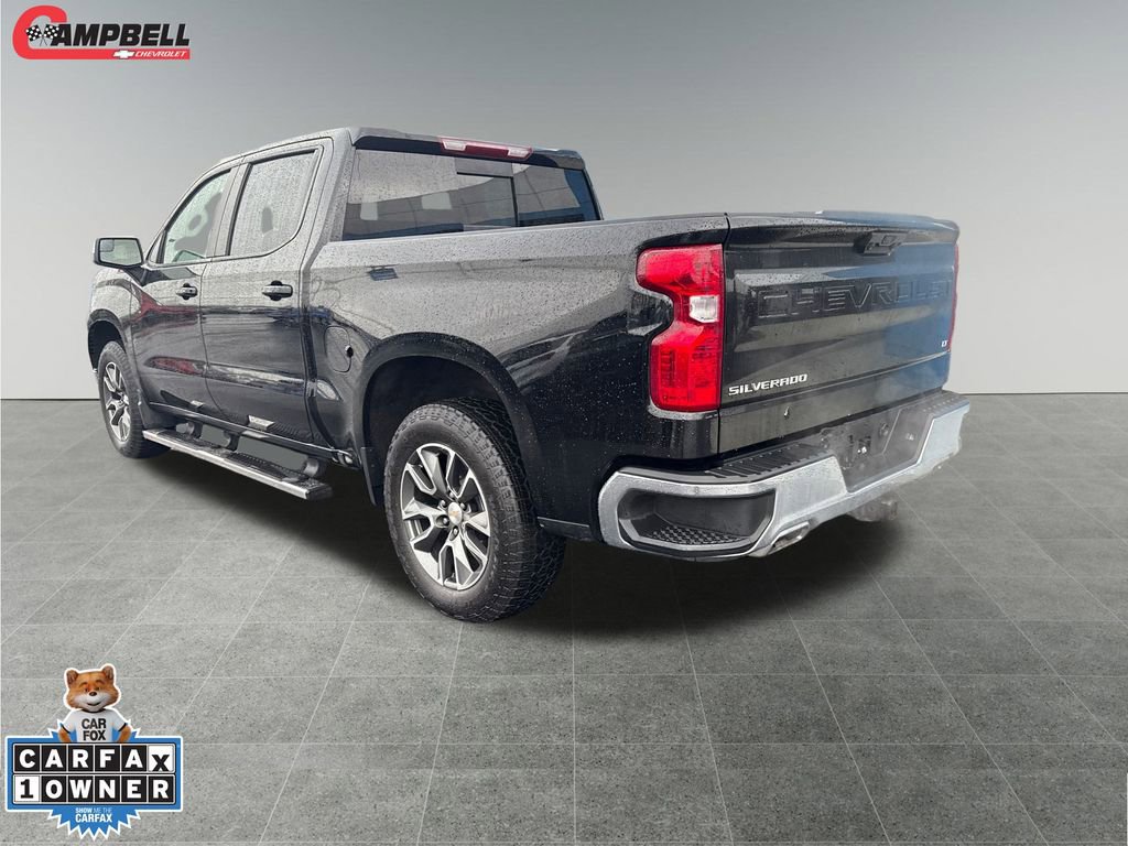 2024 Chevrolet Silverado 1500 LT photo 2