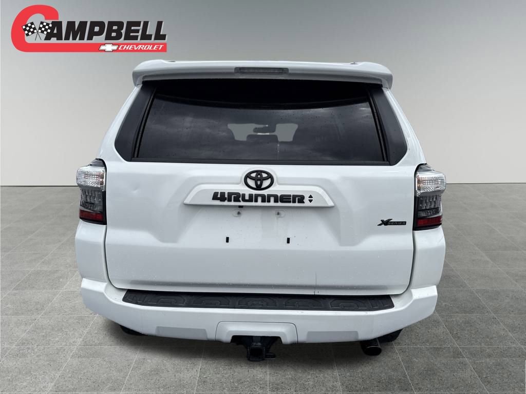 2021 Toyota 4Runner SR5 photo 4