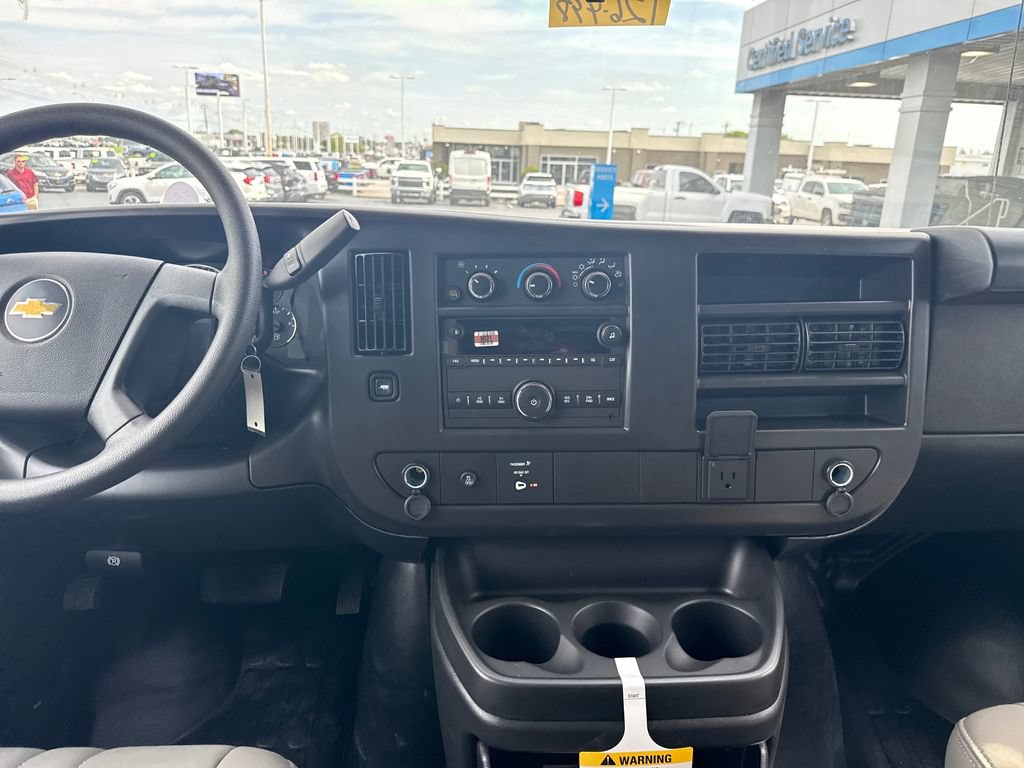2026 Chevrolet Express Cargo Work Van - Photo 38
