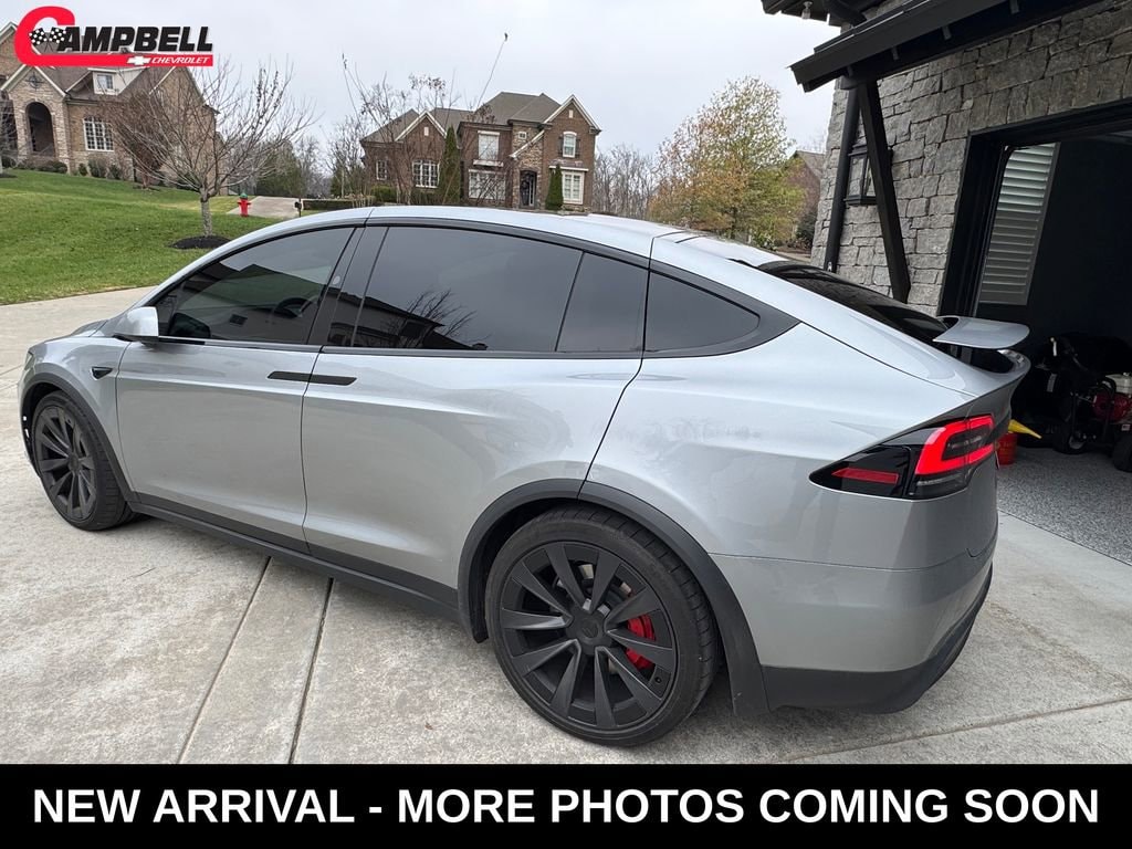 Used 2024 Tesla Model X Plaid with VIN 7SAXCBE65RF448864 for sale in Bowling Green, KY