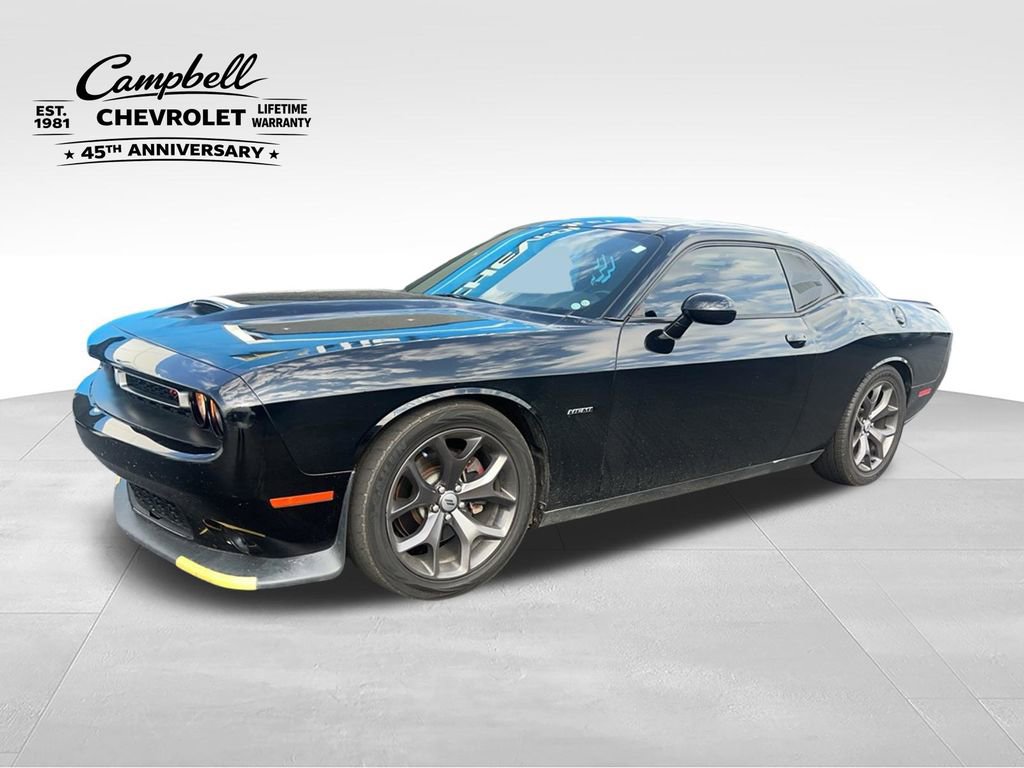 2019 Dodge Challenger R/T's photo