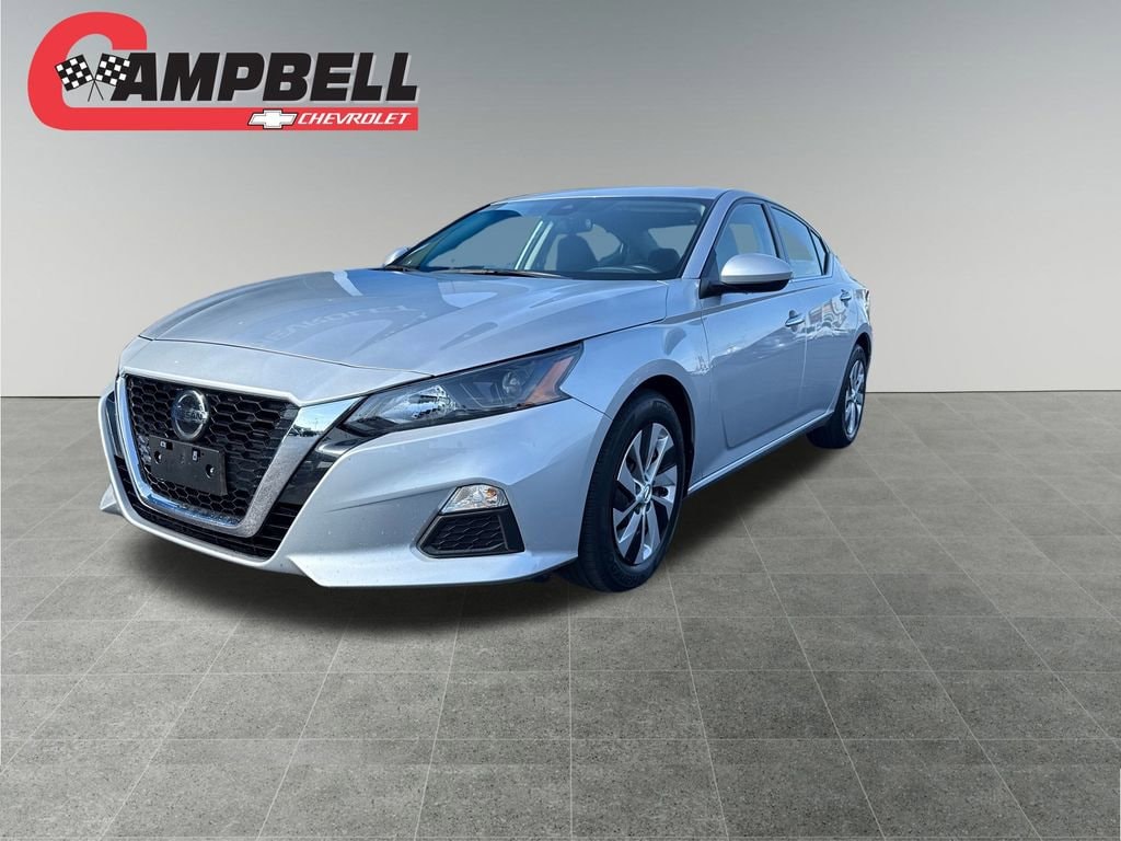 Used 2022 Nissan Altima S FWD Sedan
