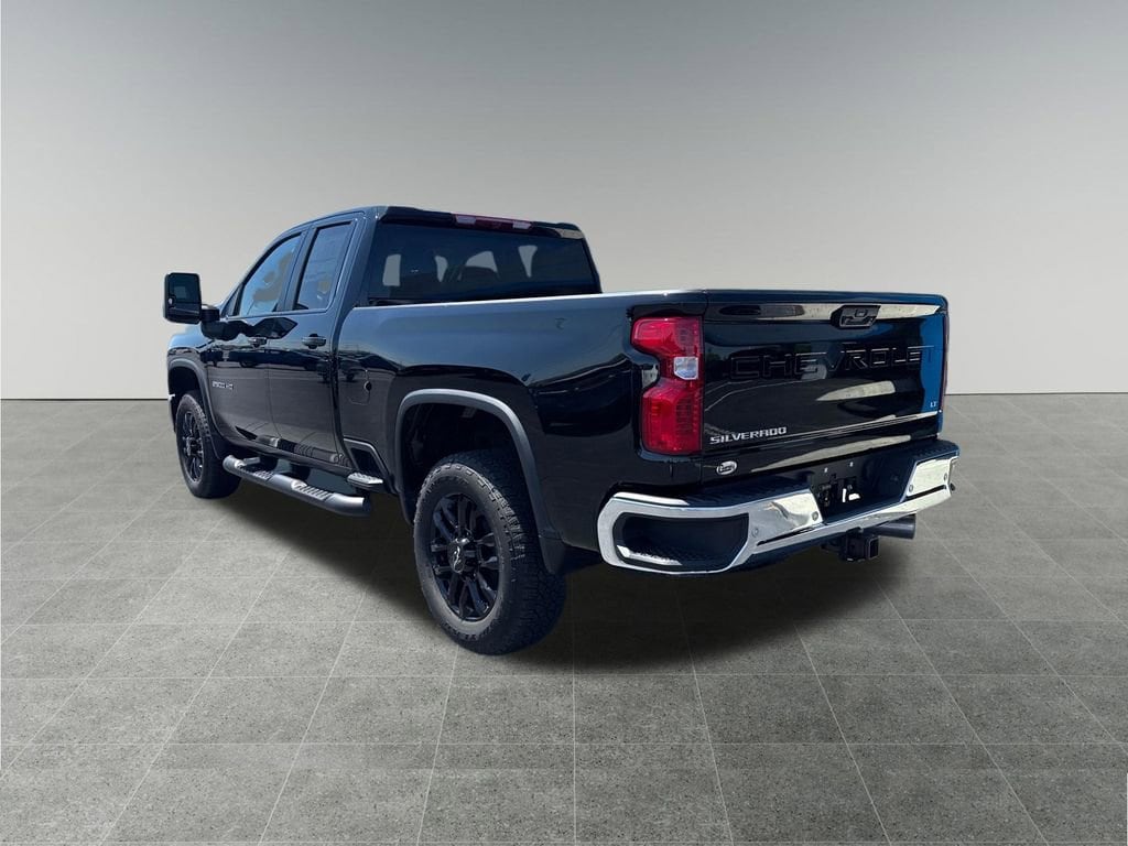 2025 Chevrolet Silverado 2500 HD LT - Photo 3