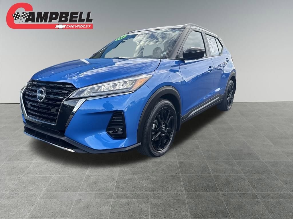 2023 Nissan Kicks SR
