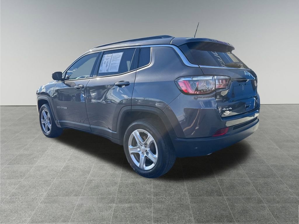 Used 2023 Jeep Compass Latitude 4x4 SUV