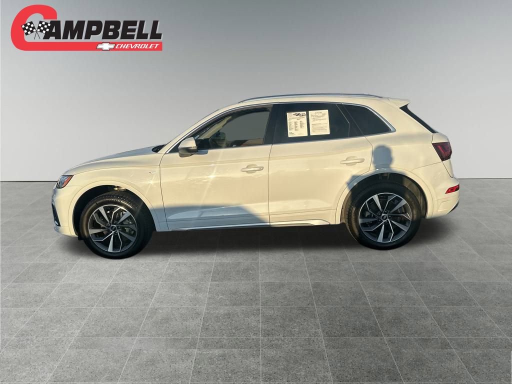 2022 Audi Q5 S line Premium Plus photo 2