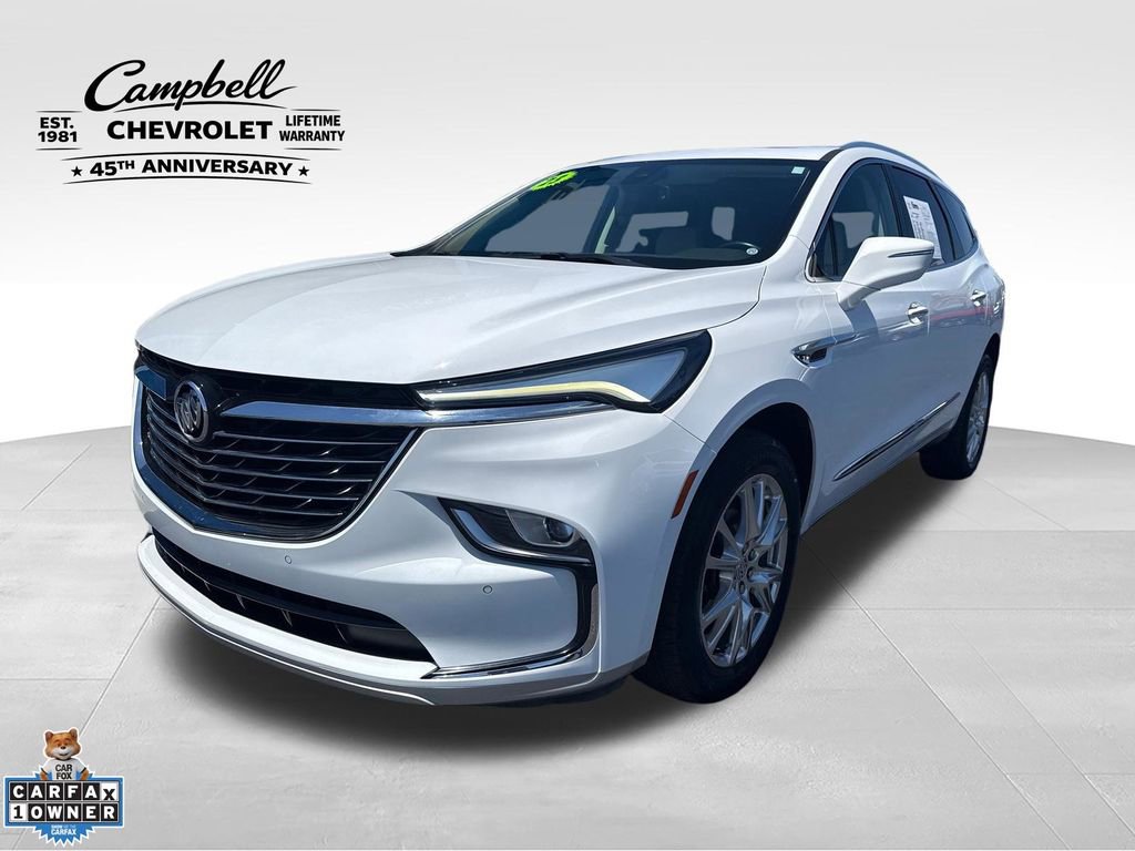 2023 Buick Enclave Essence AWD's photo