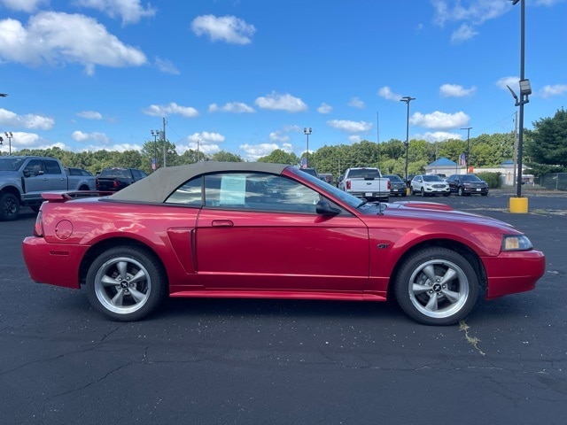 Used 2001 Ford Mustang GT 170A with VIN 1FAFP45X71F257650 for sale in Niles, MI