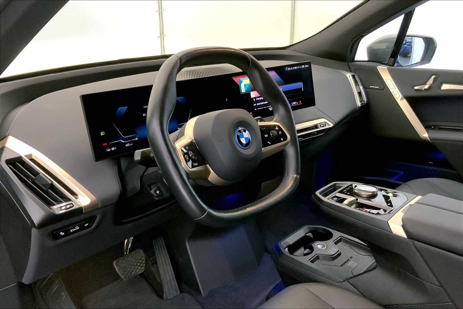 Thumbnail: 2023 BMW iX - 2
