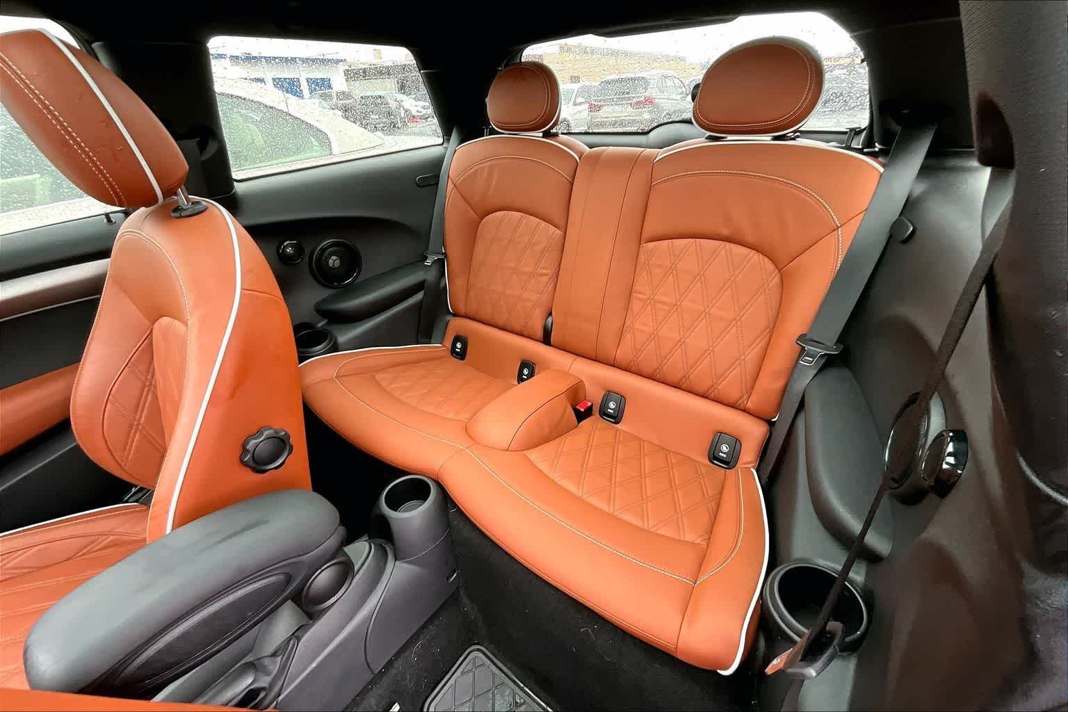 Thumbnail: 2020 MINI Cooper Hardtop - 13