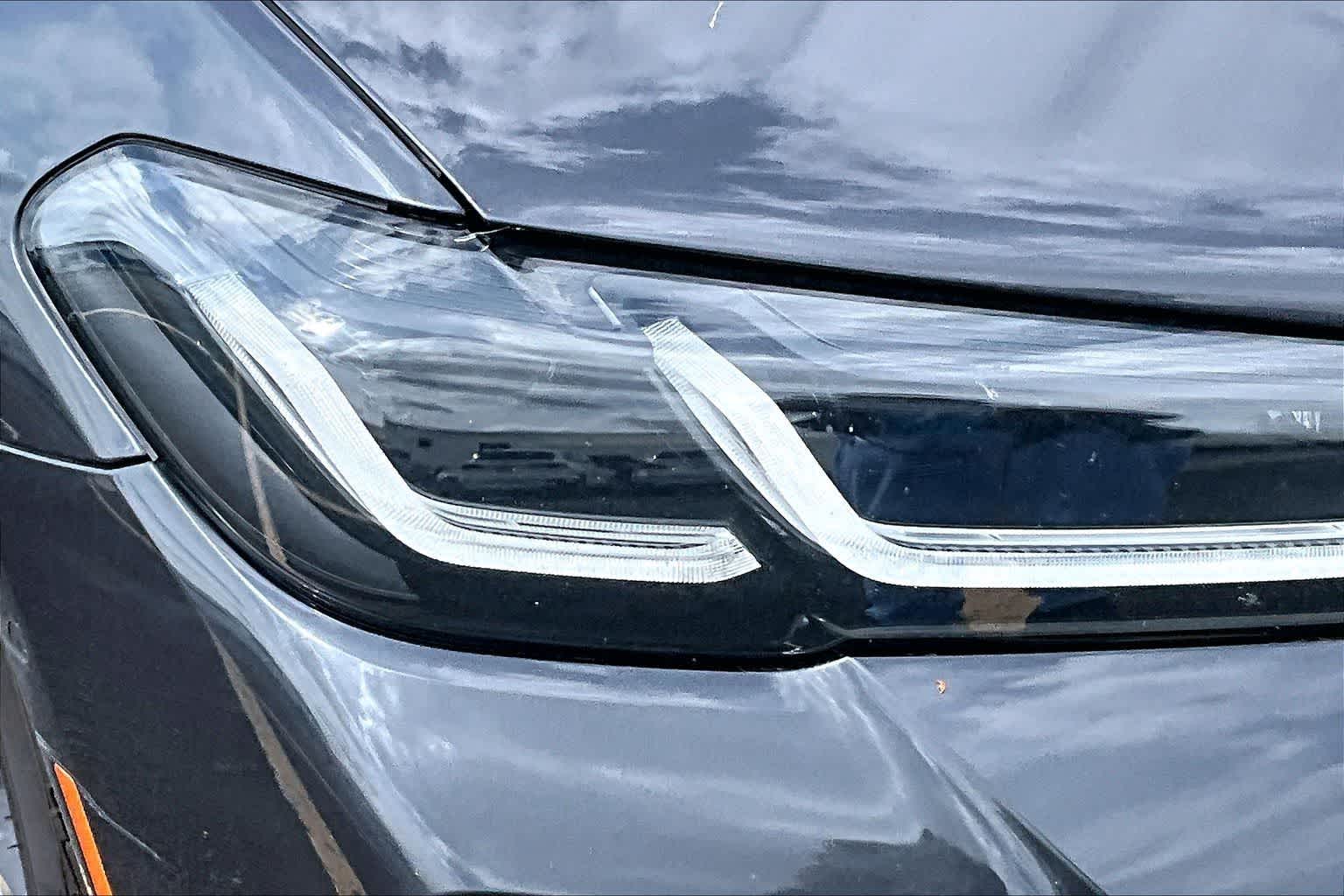 Thumbnail: 2023 BMW 5 Series - 2