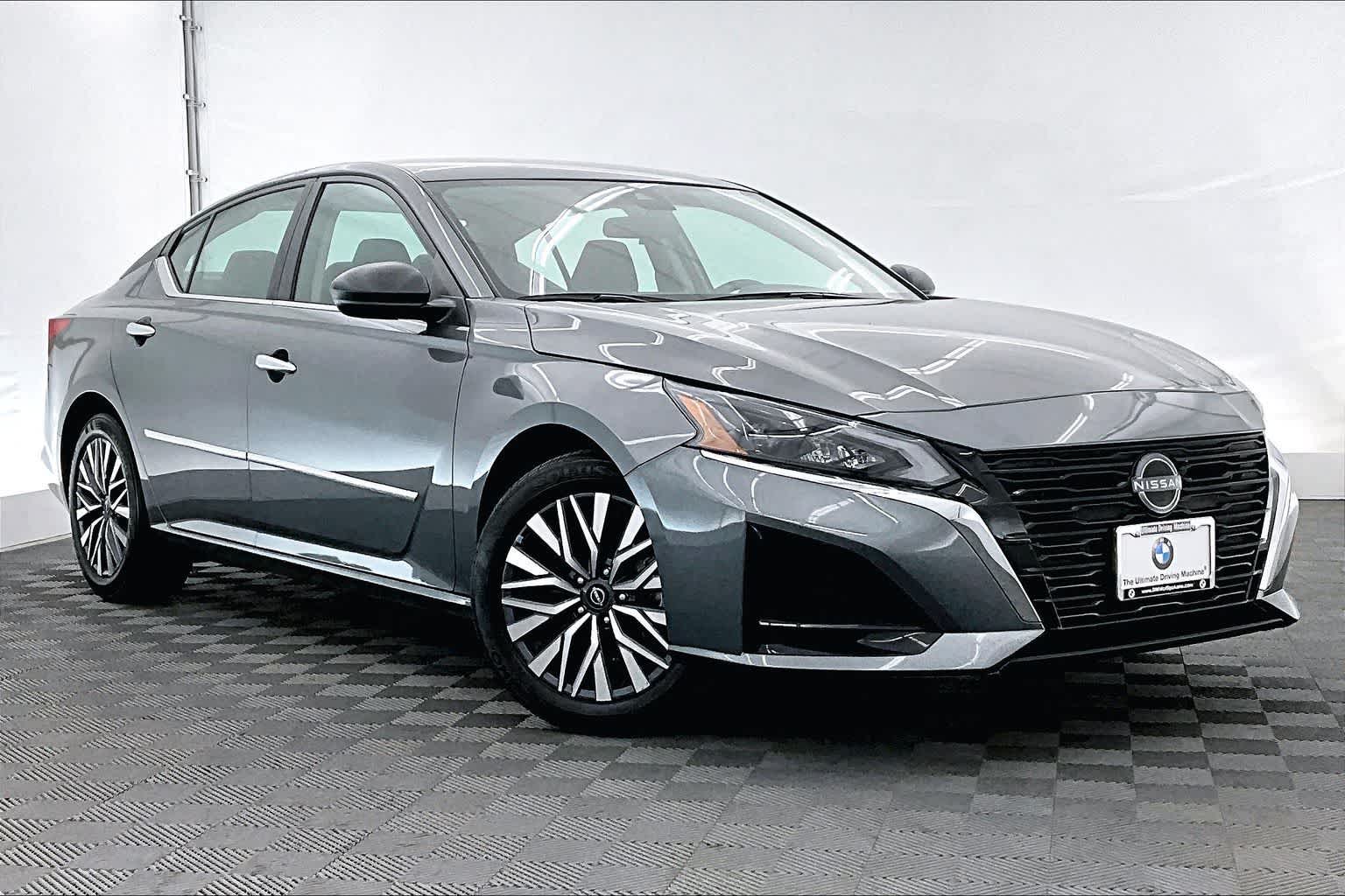 Thumbnail: 2025 Nissan Altima - 21