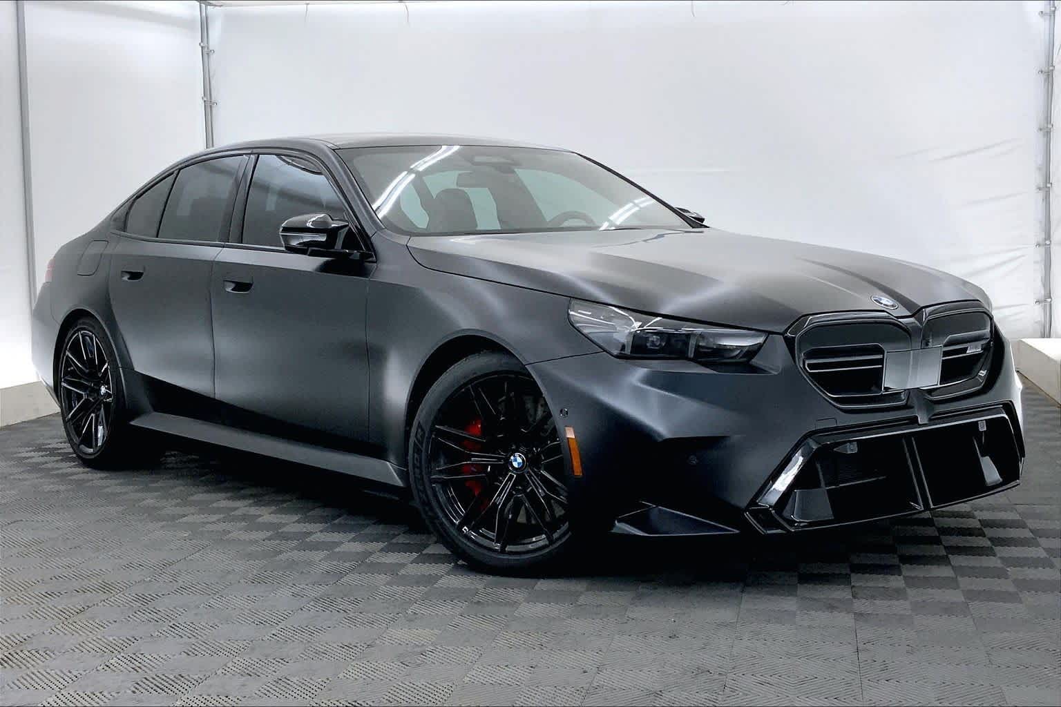 Thumbnail: 2026 BMW M5 - 21