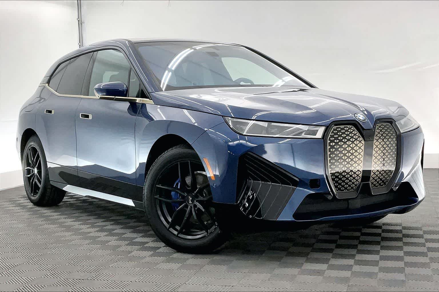 Thumbnail: 2024 BMW iX - 21