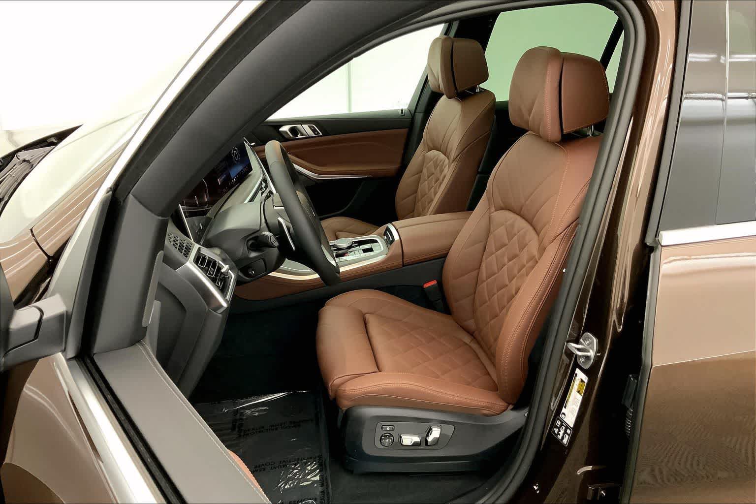 Thumbnail: 2026 BMW X5 - 11