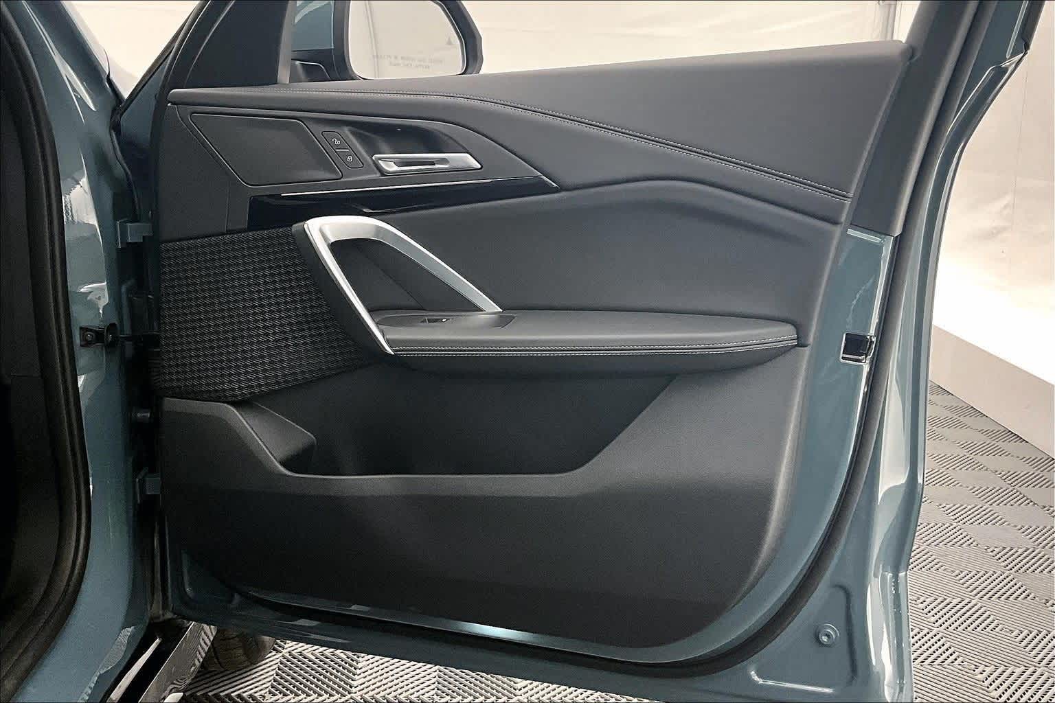 Thumbnail: 2025 BMW X1 - 28